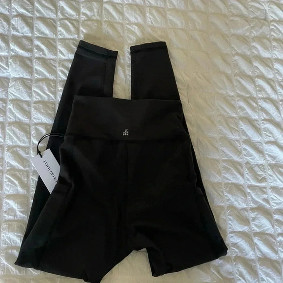 WeWoreWhat High Rise Pocket Legging - Picture 11 of 13